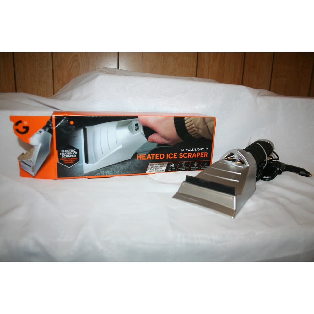 12 Volt Heated Ice Scraper by Smartgear